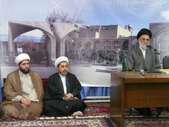 مدیر مدرسه علمیه بشرویه معرفی شد.