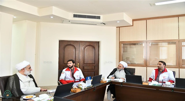 به‌مناسبت هفته هلال‌احمر برگزار شد؛ دیدار سرپرست جمعیت هلال‌احمر استان با مدیر حوزه علمیه خراسان