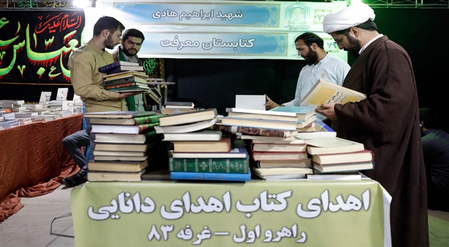 گزارش تصویری | هشتمین نمایشگاه تخصصی کتب حوزوی و معارف اسلامی(۱3)