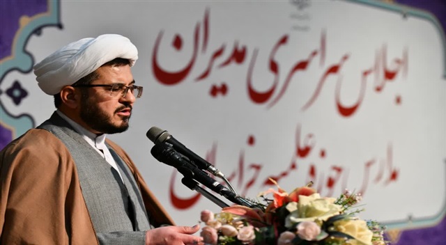 عزم جمعی اساتید و اندیشمندان حوزوی در تدوین نظام جامع آموزش حوزه علمیه خراسان