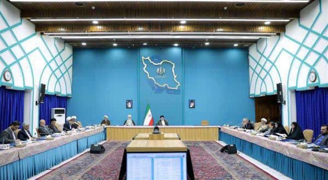 تصویب سند ملی «سبک پوشش اسلامی- ایرانی» در شورای انقلاب فرهنگی