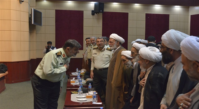 گزارش تصویری | دیدار سردار احمدرضا رادان با علمای مشهد