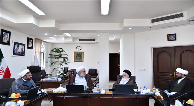 گزارش تصویری | دیدار نماینده رهبر معظم انقلاب در عراق، با مدیر حوزه علمیه خراسان