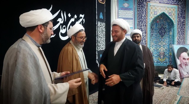 آیین تکریم و معارفه مدیر مدرسه علمیه امام صادق علیه‌السلام بردسکن برگزار شد