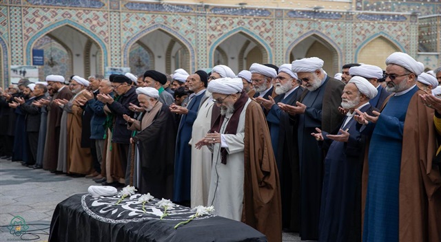 پیکر استاد واعظی نژاد تشییع شد