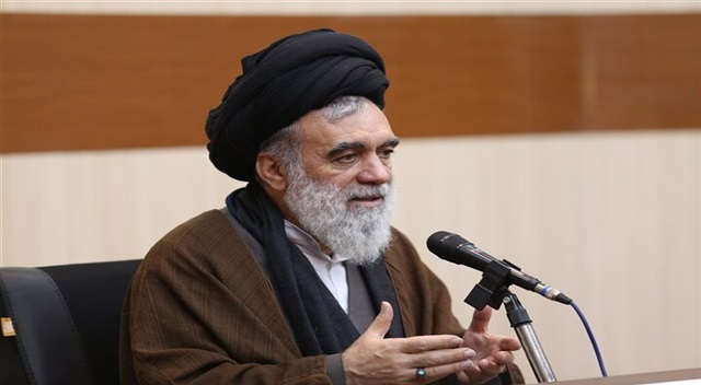 تربیت اخلاقی طلاب، راهی به سوی نهادینه‌سازی آموزه‌های اهل بیت(علیهم‌السلام) است