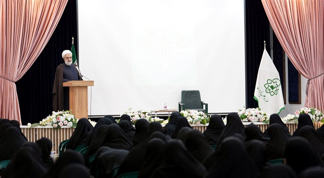 گزارش تصویری |  دومین همایش اعطای حکم تبلیغی خواهران مبلغه