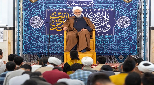 گزارش تصویری | حضور مدیر حوزه علمیه خراسان در جمع طلاب معتکف شبستان آیت‌الله نهاوندی