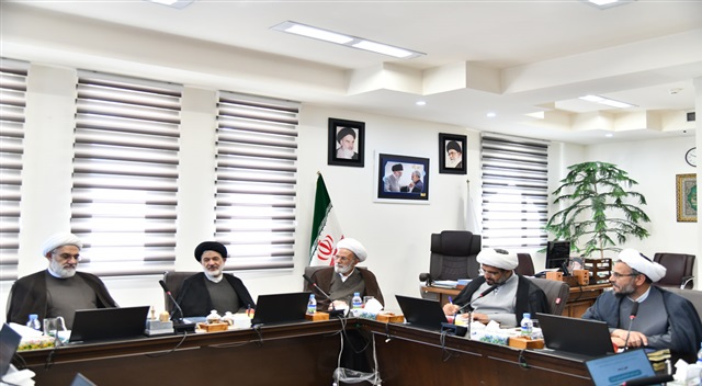 گزارش تصویری | دیدار مشاور رئیس جمهور در امور روحانیت با دبیر شورای عالی و مدیر حوزه علمیه خراسان