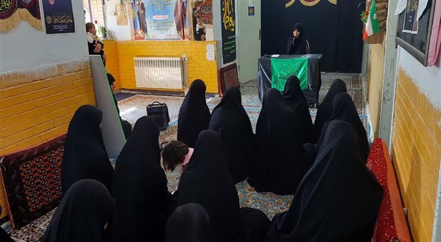 دیدار مسئول واحد خواهران حوزه علمیه خراسان جنوبی با طلاب مدرسه علمیه معصومیه عشق‌آباد