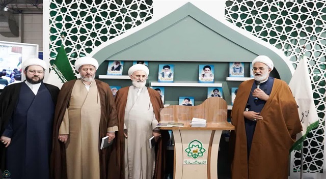 رونمایی از چهار اثر علمی مؤسسه میراث فقاهت خراسان در نمایشگاه هفته پژوهش و فناوری