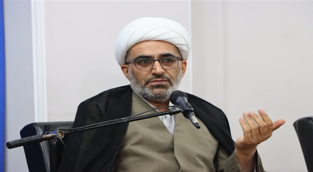 ولایت‌مداری رمز ماندگاری و پیروزی در برابر جنگ رسانه‌ای دشمن است