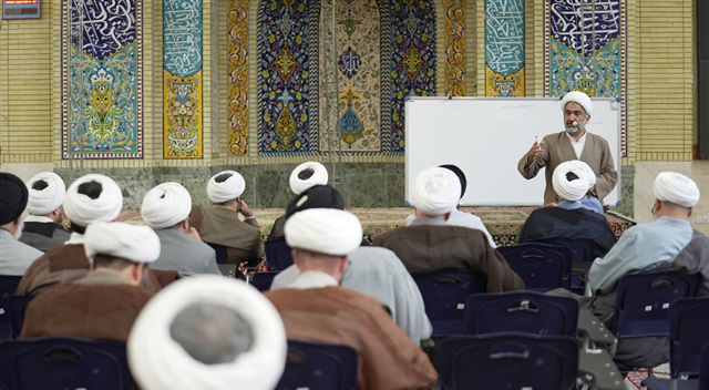 گزارش تصویری | دوره توانمندسازی مدیران مدارس علمیه خراسان رضوی برگزار شد