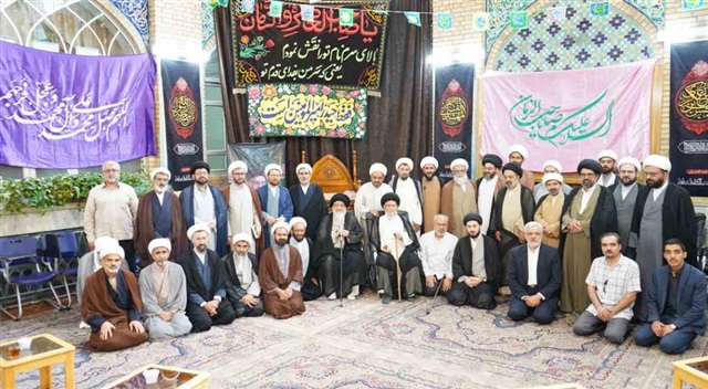 آیین تجلیل از اساتید مدرسه علمیه امام صادق(علیه‌السلام) برگزار شد
