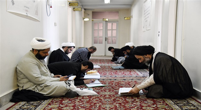گزارش تصویری ۳ | امتحانات شفاهی دروس خارج حوزه علمیه خراسان