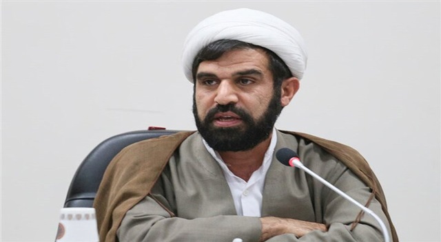 حوزه‌های علمیه باید دین جامع را برای بشریت تبیین کنند