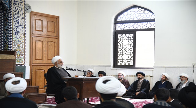  گزارش تصویری | دیدار مدیر حوزه علمیه خراسان با اساتید و طلاب مدرسه علمیه سیدالشهداء(علیه السلام) مشهد