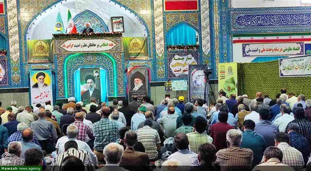 اقامه نماز، زمینه‌ساز تحقق جامعه اسلامی و تمدن اسلامی است