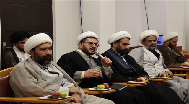دارالعلم در مسیر تربیت فقهای زمان‌شناس و مسئله‌شناس قرار دارد