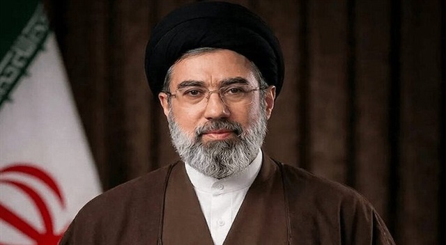 بانوان زینبی، پیشگامان تبیین و مقاومت در میدان‌های شهر و روستا هستند/ پرستاران، احیاگر امید و سلامت جسمی و روحی جامعه است