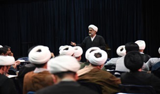 گزارش تصویری | برگزاری دوره توانمندسازی مسئولان و کارشناسان علمی مدارس علمیه خراسان رضوی
