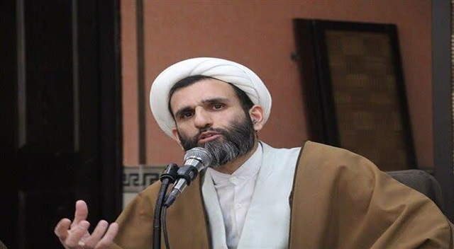 مسئولان برای کاهش مشکلات معیشتی مردم تلاش بیشتری داشته باشند